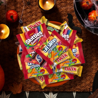 Mars Assorted Miniatures Halloween Candy Variety Pack, 4.15lb., 205 Pieces (462451)