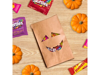 Skittles & Starburst Assorted Halloween Candy Bulk Bag, 58.26 oz., 140 Pieces/Bag (462825)