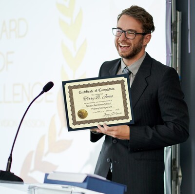 Great Papers! Certificate of Completion for Awards and Achievements, 8.5" x 11", Ivory, 6/Pack (930400)