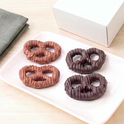 Chocolate Pretzel Box - Bake Me A Wish!