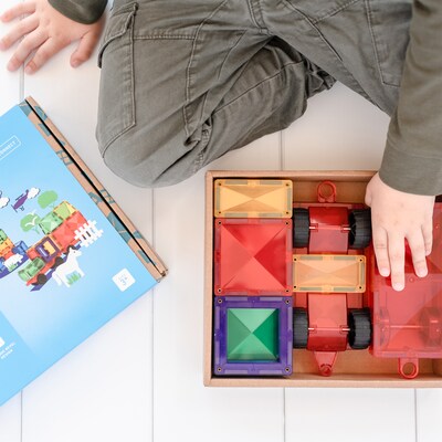 Connetix Magnetic Tiles Rainbow Motion Pack, 24 Pieces (CNTR00024MO)