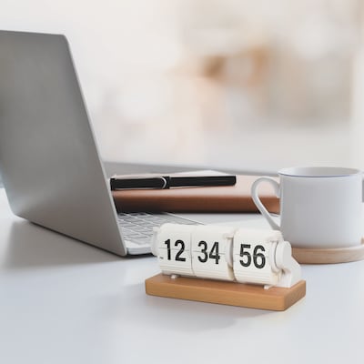 La Crosse Clock Rollins Mechanical White Flip Analog Quartz Tabletop Clock (536-526W)