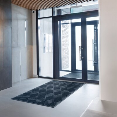 Coastwide Professional™ Commercial Wiper/Scraper Floor Mat, 3' x 5', Charcoal (CW23068)