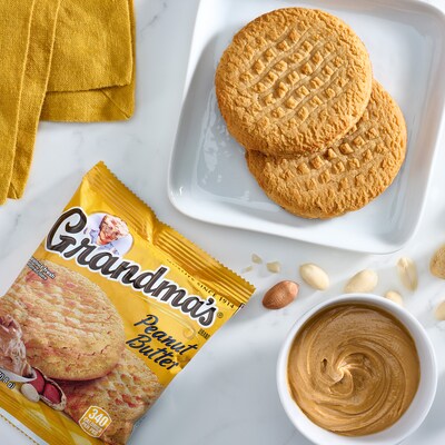 Grandma's Cookies Variety Pack, 32 Packs/Box (FRI14867)