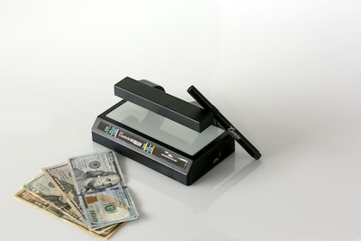 Dri Mark Tri Test Counterfeit Bill Detector Machine (351TRI)