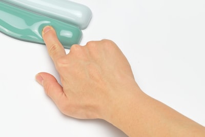 Kensington Duo Gel Non-Skid Gaming Wrist Rests, Green (K62827WW)