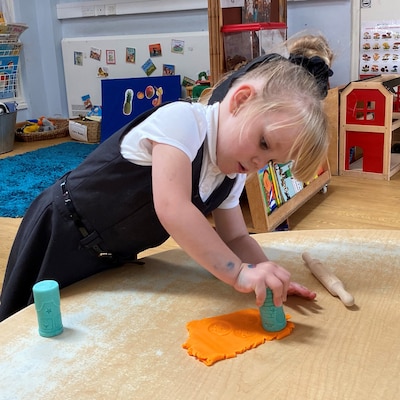 Yellow Door Let's Roll Nursery Rhymes Craft Tools, 6/Set  (YUS1196)