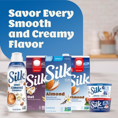 Silk Vanilla Almond Milk, 32oz. (443869)