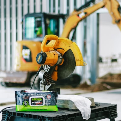 Crocodile Cloth PowerSCRUB Cleaning Cloths, 15" x 10", 80/Pack (6500-080)