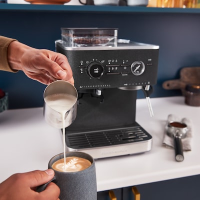 KitchenAid Pump/Automatic Espresso Machine, Cast Iron Black (KES6551BK)