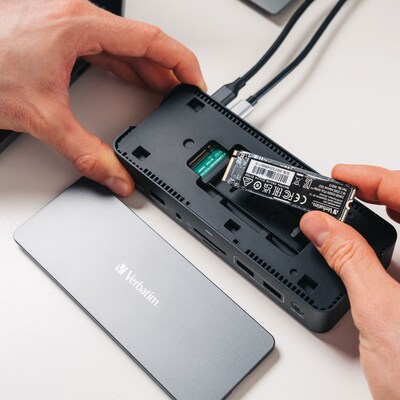 Verbatim USB-C Pro SSD Enclosure Universal 15-in-1 Docking Station for Windows 11/10/8, MacOS x 10.4 or above Laptop (32173)