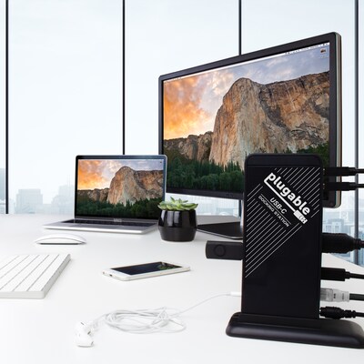 Plugable USB-C Docking Station with Power Delivery / Charging (2KH718)