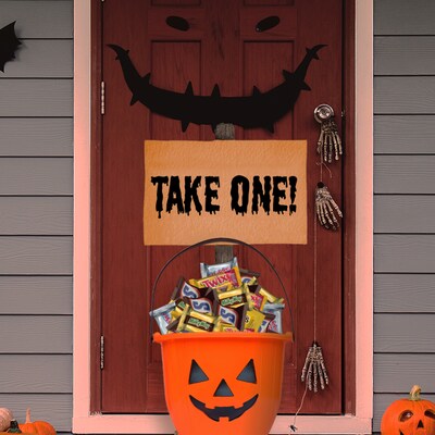 Mars Halloween Minis Milk Chocolate Candy Bars Variety Pack, 30.63 oz. (460690)