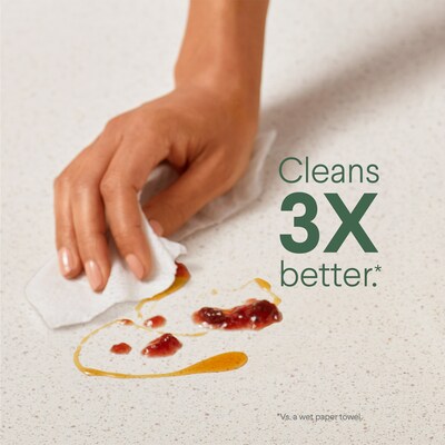 Clorox Disinfecting Wipes, Fresh and Crisp Lemon Scent, 75 Wipes/Container, 3/Pack (60379)