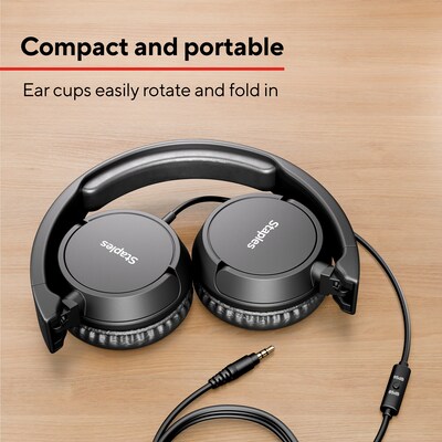 Staples TECH Wired Headphones, Black (ST63352)