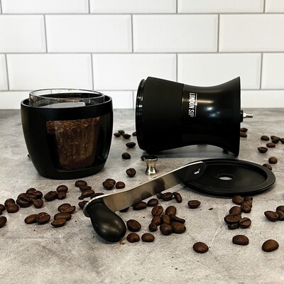 The London Sip 4- Cups Pourover with Manual Burr Coffee Grinder, Black (KITESCLCOFFEE02)