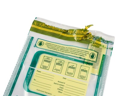 SafeLok Series A Deposit Bags, Clear, 100/Pack (585087)