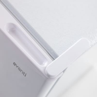 Avanti Recessed Door Handle Refrigerator, 1.6 Cu. Ft., White (RM16T0W)