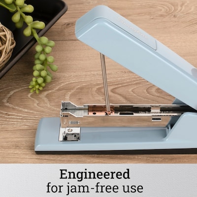 Swingline 747 Classic Metal Stapler, 20-Sheet Capacity, Sky Blue (74708)