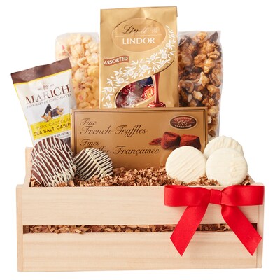 Hickory Farms Sweet Snacks Gift Crate