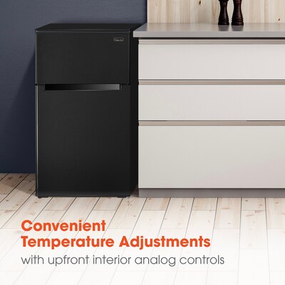 Magic Chef Mini Refrigerator w/Freezer, 3.1 Cu. Ft., Black (HMDR310BE)