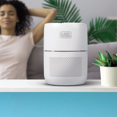 Black & Decker HEPA Tabletop Air Purifier, 3-Speed, White (BAPT01)
