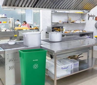 Alpine Industries Polypropylene Recycling Bin and Dolly, 23 Gallon, Green, 3/Pack (ALP477-GRN-3PKD)