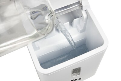 Igloo Portable Ice Maker (IGLICEBSC26WH)
