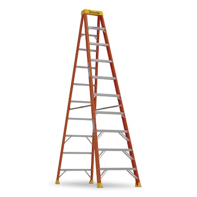 Werner 10 Fiberglass Step Ladder, 300 lbs. Capacity (6110)