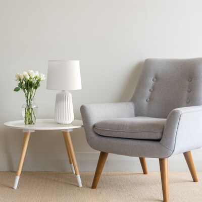 Simple Designs Off White Pleated Base Table Lamp (LT1119-OFF)