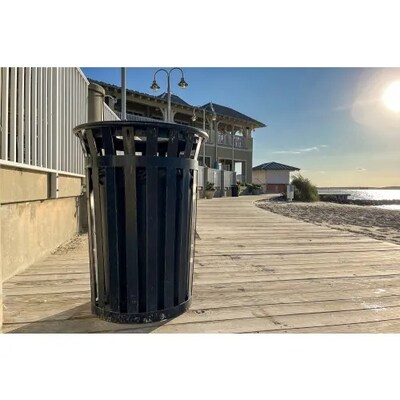 Global Industrial Outdoor Slatted Steel Trash Can w/ Flat Lid & Liner, 24 Gallon, Black (237725BK)