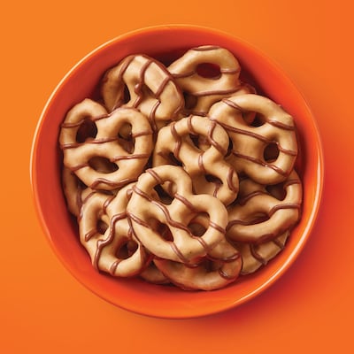 Reese's Dipped Peanut Butter Pretzels, 4.25 oz., 4/Pack (246-00288)