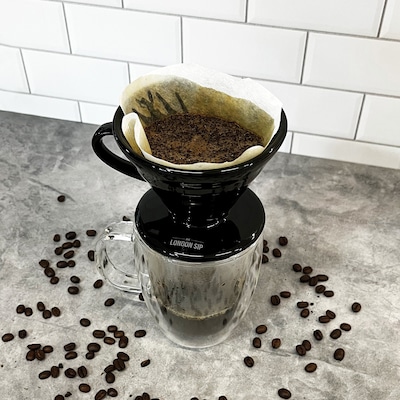 The London Sip 4- Cups Pourover with Manual Burr Coffee Grinder, Black (KITESCLCOFFEE02)
