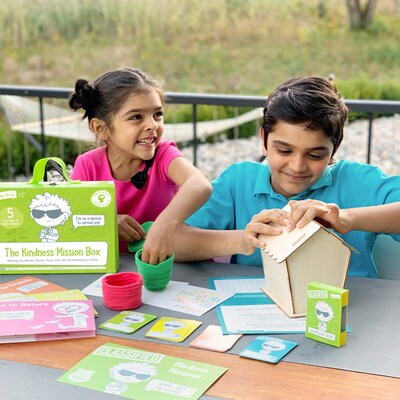 Open the Joy The Kindness Mission Box Activity Kit (OTJ2101695EQT)