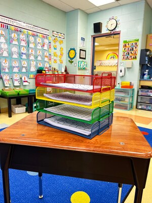 Mind Reader Metal Side Loading Stackable Letter Tray, Multicolored (DSTACK4-ASST)