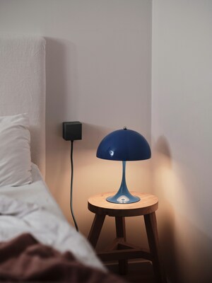 AVOLT Square 1 5.9' 3-Outlet Power Extender with USB-C, Stockholm Black (SQ1-NABC30-18SB)