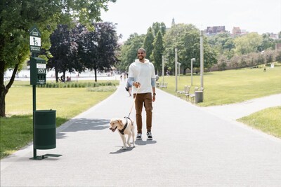 Furloo Steel Outdoor Pet Waste Station Kit with Foot Pedal & Roll Bag Dispenser, 11.5 Gallon, Green (FLO11R-S-G)