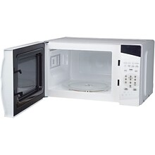 Magic Chef 0.7 cu. ft. Countertop 700W Microwave with Digital Touch (MCPMCM770W)