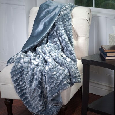 Lavish Home 61-71-G Plush Croc Embossed Faux Fur Throw, Gray