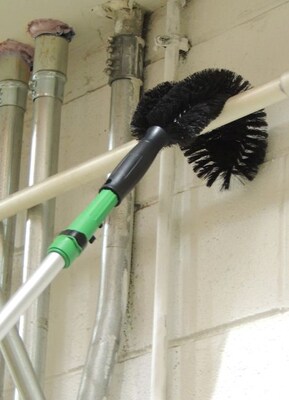 Unger UNG PIPE Star Duster 11 Wire/Polypropylene Bristle Pipe Brush, Black