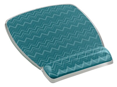 3M™ Precise™ Mouse Pad with Gel Wrist, Optical Mouse Performance, Gel Comfort, 6.8 x 8.6, Chevron Design (MW308-GR)