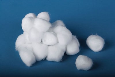 Medline Non-sterile Cotton Balls, Large, 2000/Pack