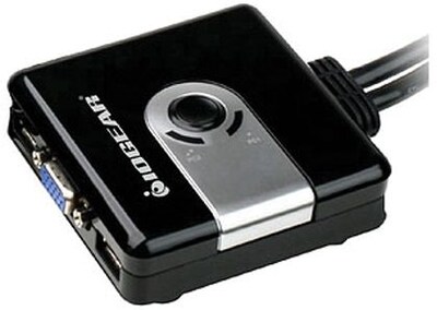 Iogear® GCS42UW6 Compact USB VGA KVM Switch With Built-In Cables