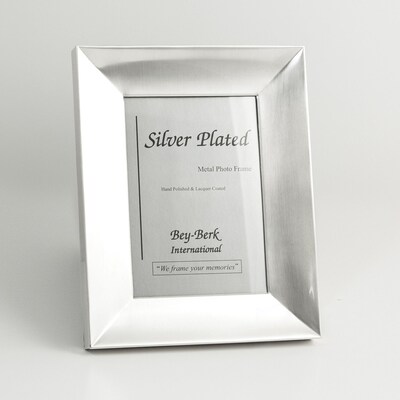 Bey-Berk SF181-09 Brushed Metal Picture Frame; 4 x 6