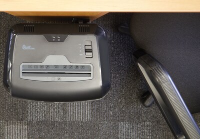 15-Sheet Cross-Cut Shredder (940512)