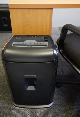 15-Sheet Cross-Cut Shredder (940512)
