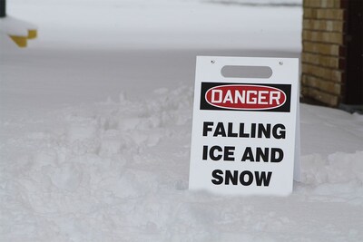 Accuform Fold Ups, Floor Sign DANGER FALLING ICE AND SNOW (PFR124)