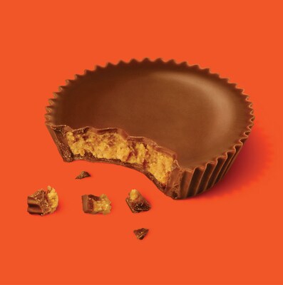 Reese's King Size Peanut Butter Cups, 2.8 oz., 24/Box (HEC48000)