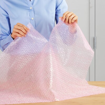 Staples 3/16" Anti-Static Bubble Roll, 24" x 30', AF23Pink (4069427)