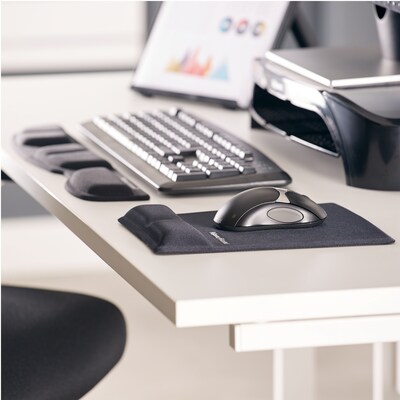 Fellowes Wrist Support Gel Mouse Pad/Wrist Rest Combo, Black (9181201)